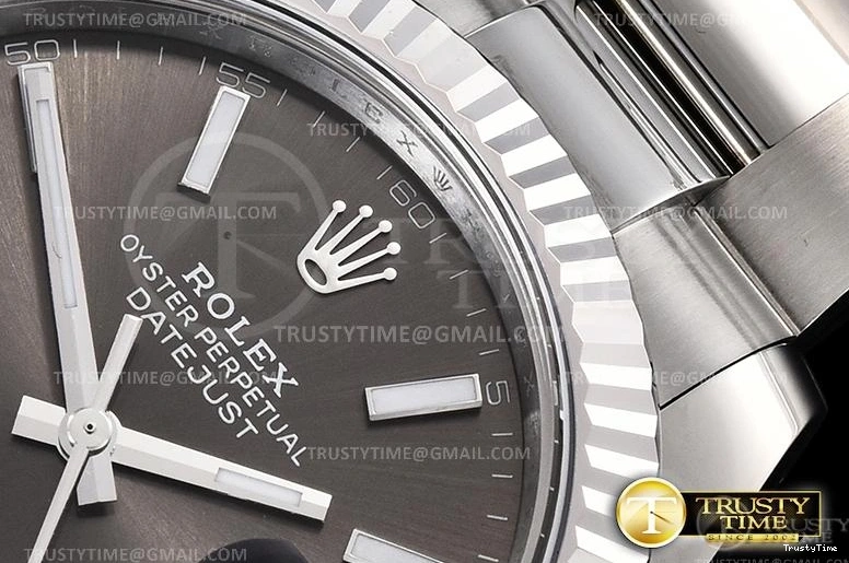 1222 R2DJ0257B – DJ2 41mm Resilient 664